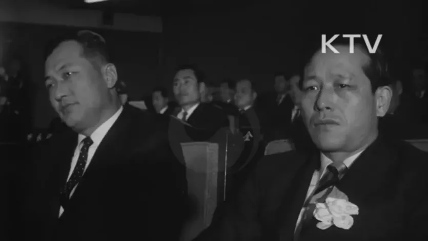 남자 머리스타일 모범 예시.jpg